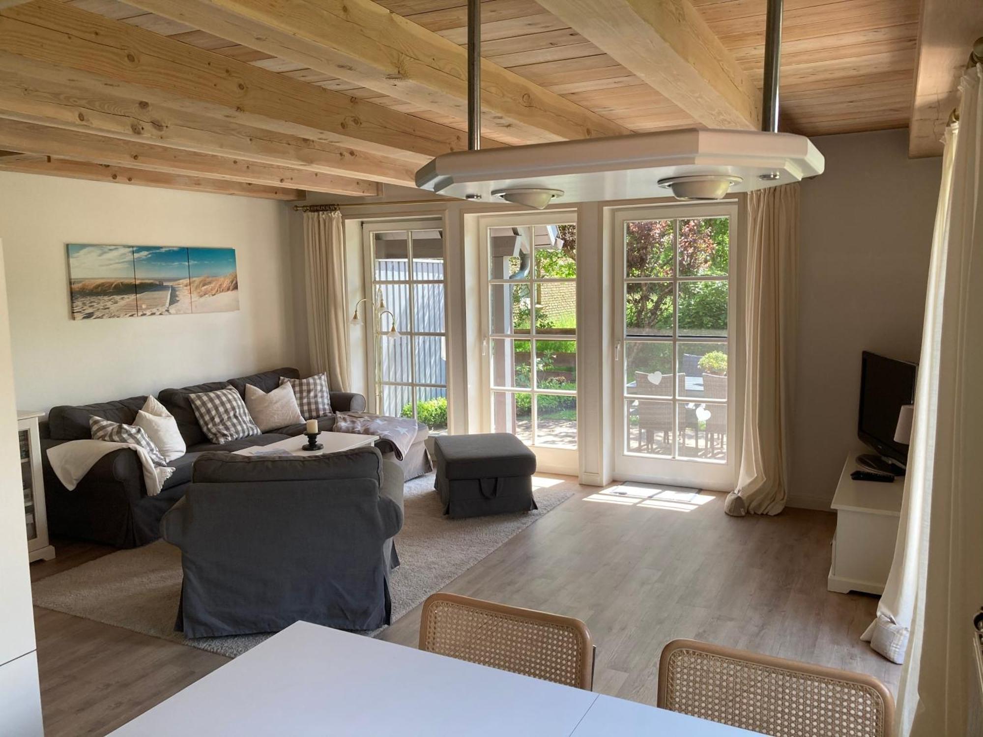 Landliebe Villa Oldsum Екстериор снимка